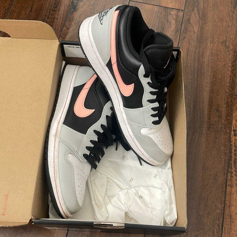 Nike air Jordan 1 low.   Black/bleached coral (pink)/grey fog size 7.5 men